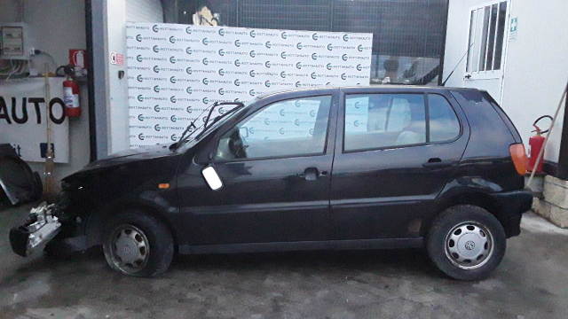 Volkswagen POLO AEF