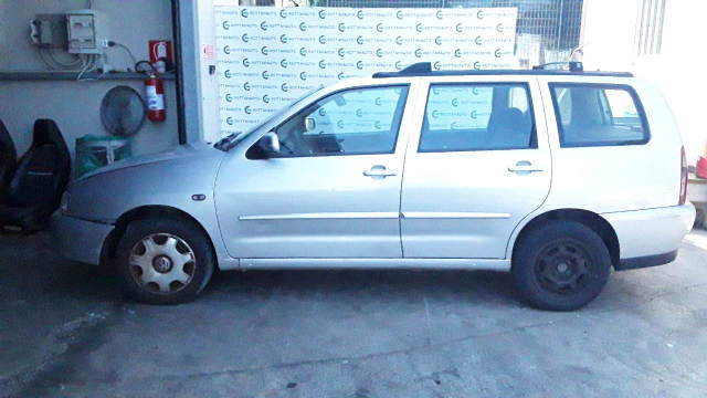 Volkswagen POLO AUA