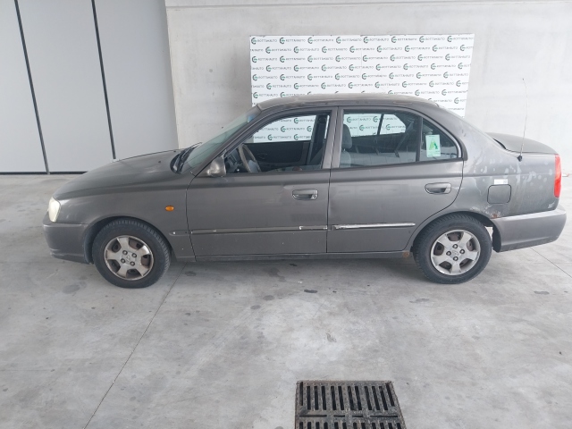 Hyundai ACCENT G4EA