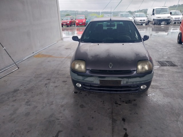 Renault CLIO D7FD7