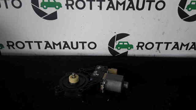 Alzavetro Posteriore Destro Ford Fiesta mK6 (09-17) MOTORINO F6JD