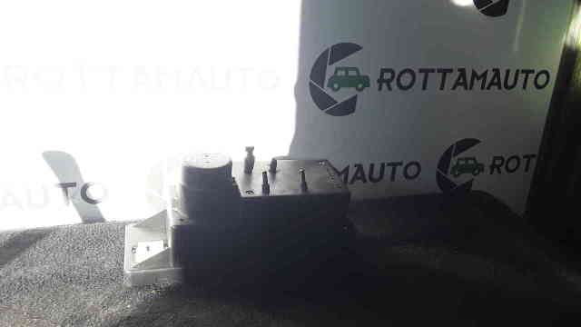 Compressore Pompa Chiusura Centralizzata Mercedes-Benz E 220 (W210) 2.2 CDI 611961 