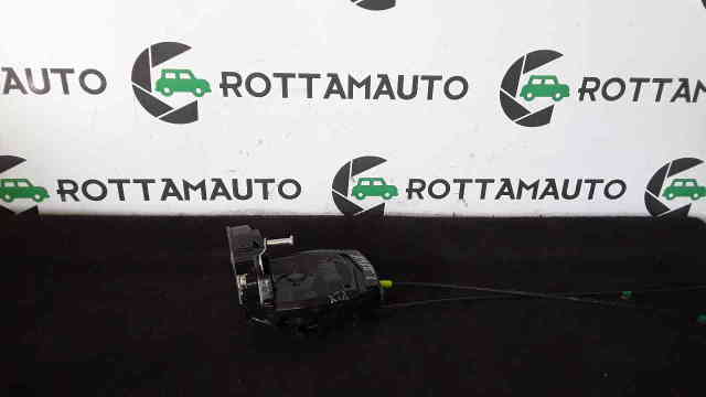 Serratura Posteriore Destra Toyota yaris mk2 1.4 D4D  1NDTV