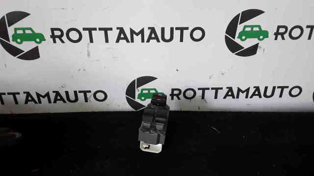 Pulsantiera Anteriore Sx Toyota yaris mk2 1.4 D4D  1NDTV