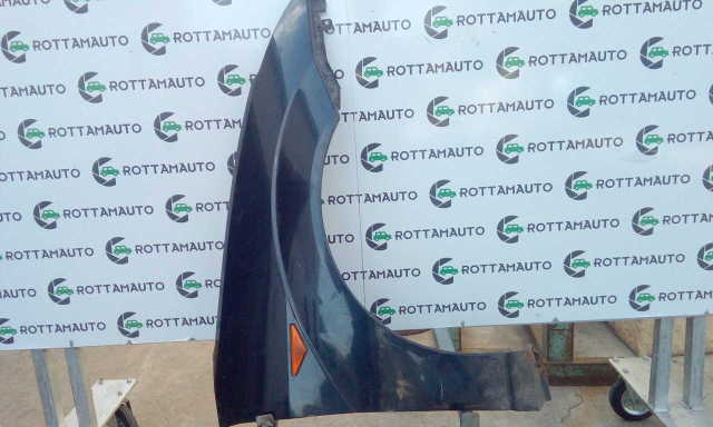 Parafango Anteriore Destro Ford Focus Mk1 1.8 TDdi BLU SCURO MET C9DB