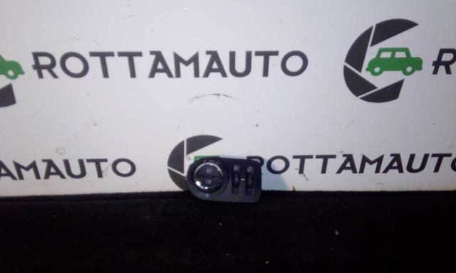 Interruttore luci Opel Corsa E 1.4 16v B14XER
