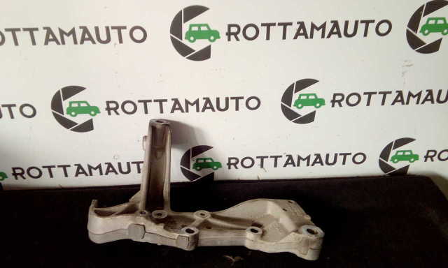 Ricambi Vari Audi A3 (8P) 2.0 TDI 3p SUPPORTO CULLA BRACCIO OSCILLANTE DX DESTRO BKD