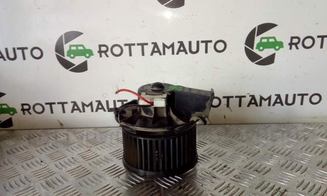 Motorino Ventilazione Abitacolo Peugeot 206 1.4 HDi 8HX