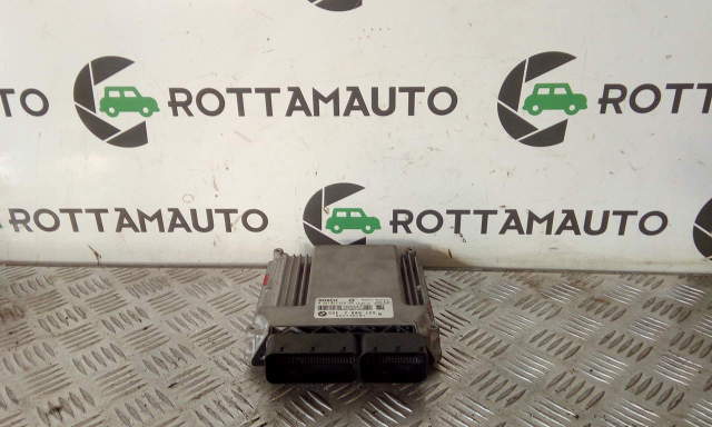 Centralina Ecu BMW 320 d E90 €180.00 BRINDISI M47D20O2