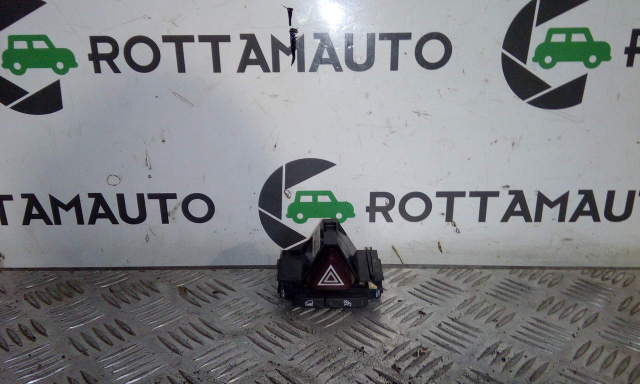 Ricambi Vari Opel Corsa D PULSANTE 4 FRECCE CHIUSURA CENTRALIZZATA AIRBAG Z13DTJ