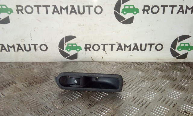 Pulsantiera Posteriore Sinistra Renault Scenic mk2 1.9 dCi F9QD8