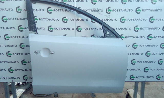 Porta Anteriore Destra  Hyundai i 30 mk1 (08-12) 1.6 CRDI NERO METALL  D4FB