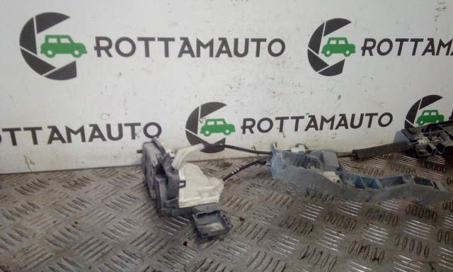 Serratura Posteriore Destra Citroën C3 mk2 1.4 HDi 8HR