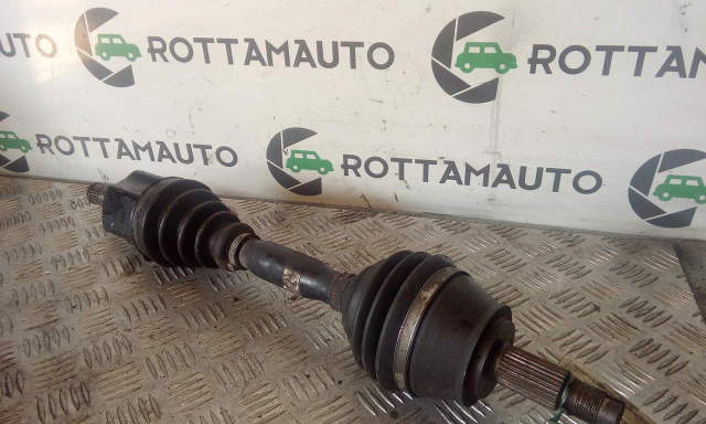 Semiasse Sinistro Lancia THESIS (SJ) (06/02>04/08<) 2.4 Jtd 841H000