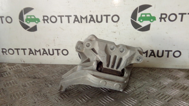 Ricambi Vari Peugeot 308 mk2 [FR] (13-21) 1.6 HDI SUPPORTO MOTORE DESTRO DX  9H05