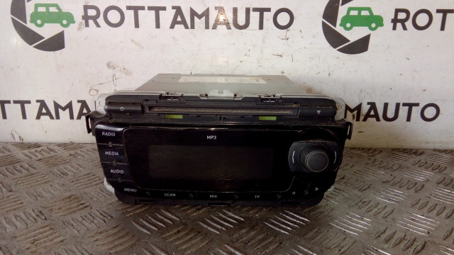 Autoradio originale Seat Ibiza mk4 (6J) 1.6 TDI BLAUPUNKT SE250 BVX CAY