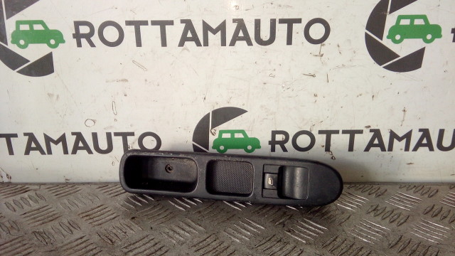 Pulsantiera Anteriore Dx Peugeot 307 2.0 HDi RHY