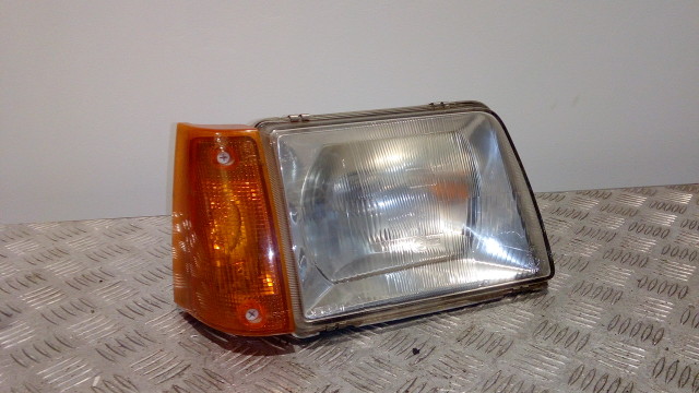 Proiettore Anteriore Destro  Seat Marbella 900  900 Carb