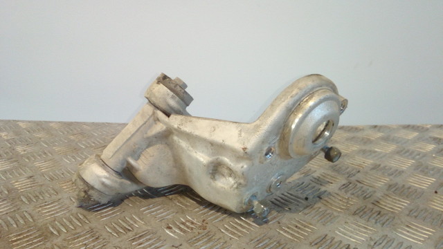 Braccio Oscillante Superiore Destro Alfa Romeo 156 1.9 JTD con SUPPORTO AMMORTIZZATORE  AR37101