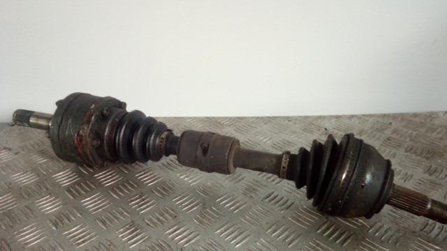 Semiasse Sinistro Alfa Romeo 156 1.9 JTD 5m AR37101