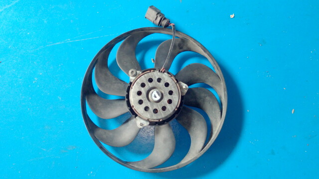 Ventola Radiatore Aria Condizionata Audi A3 (8P) SportBack 2.0 TDI  BKD