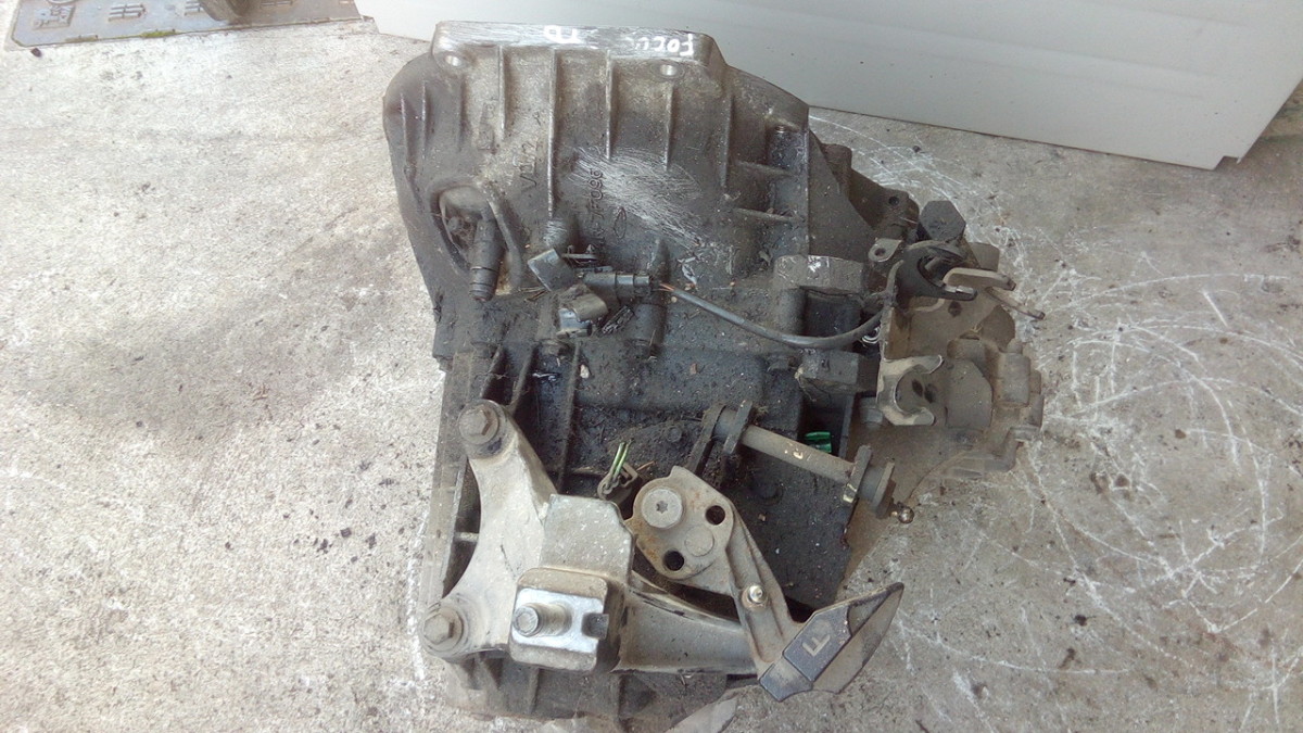 Cambio completo ford focus mk1 1 8 tdci f9da rottamauto